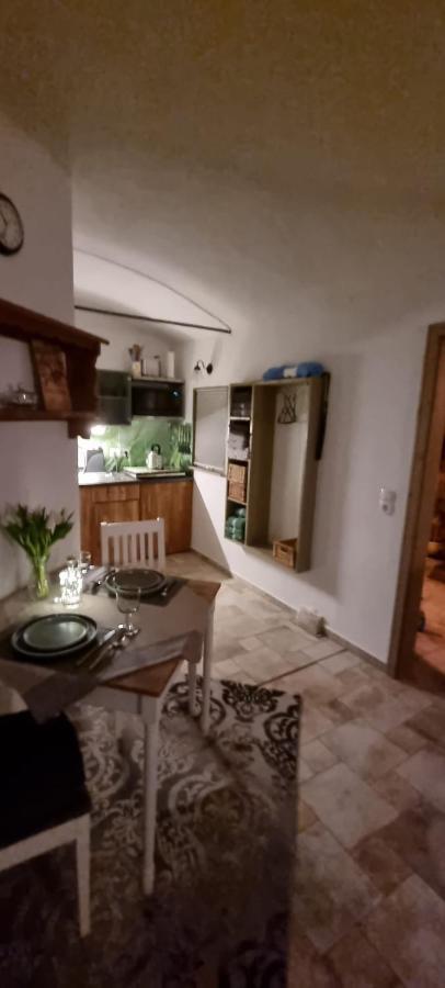 Monteur-Ferienwohnung Ot Naundorf Naundorf  ภายนอก รูปภาพ