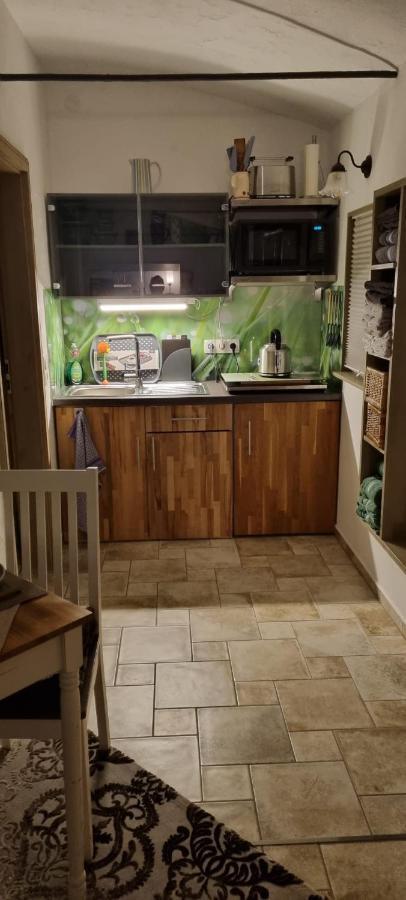 Monteur-Ferienwohnung Ot Naundorf Naundorf  ภายนอก รูปภาพ