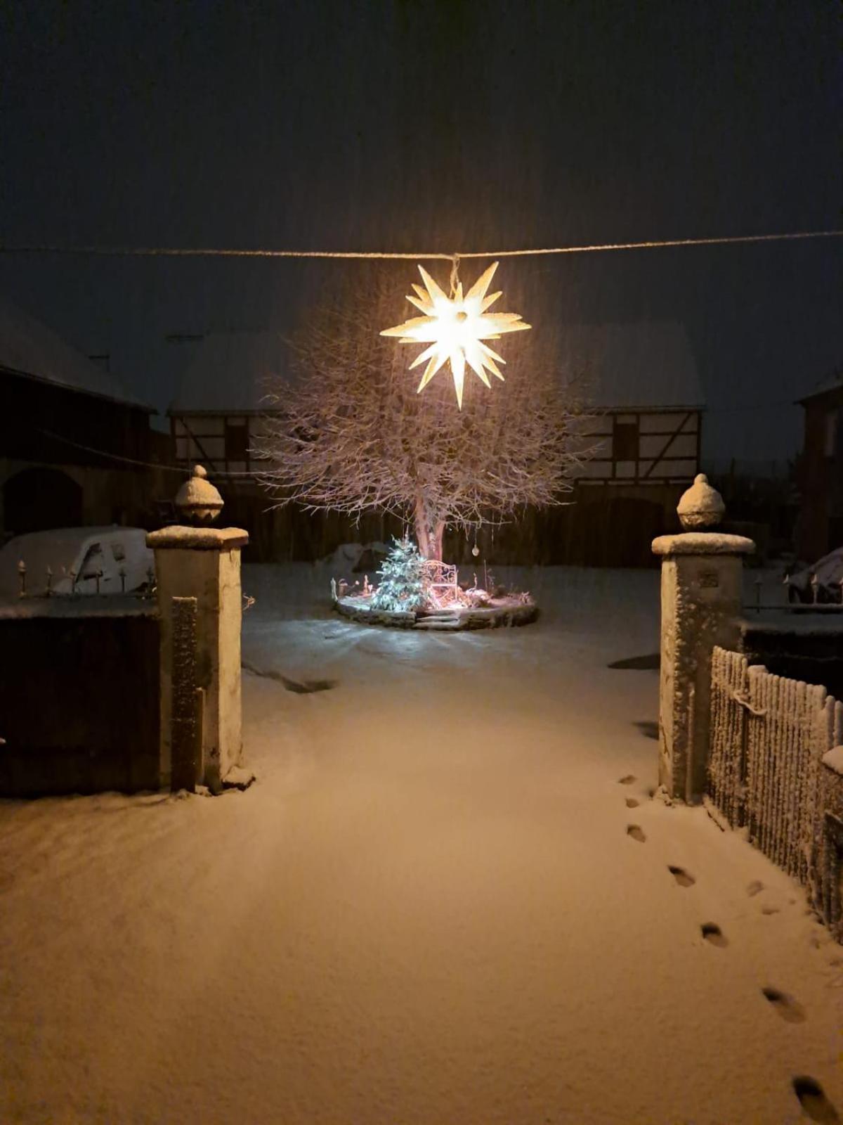 Monteur-Ferienwohnung Ot Naundorf Naundorf  ภายนอก รูปภาพ